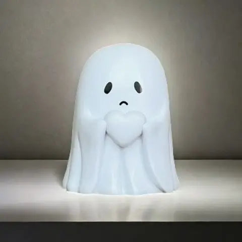 Heart Ghost Statue – Cute Halloween Gift & Home Décor