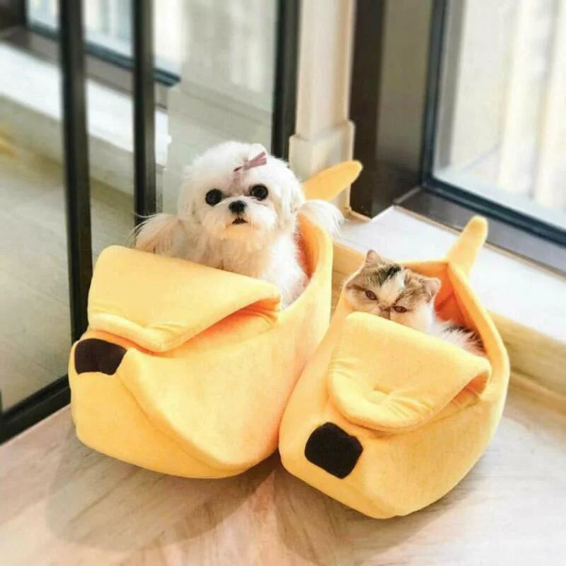 Cute Banana Cat Bed House Large Size, Christmas Pet Bed Soft Warm Cat Cuddle Bed, Lovely Pet Supplies for Cats Kittens Rabbit Small Dogs Bed,Yellow